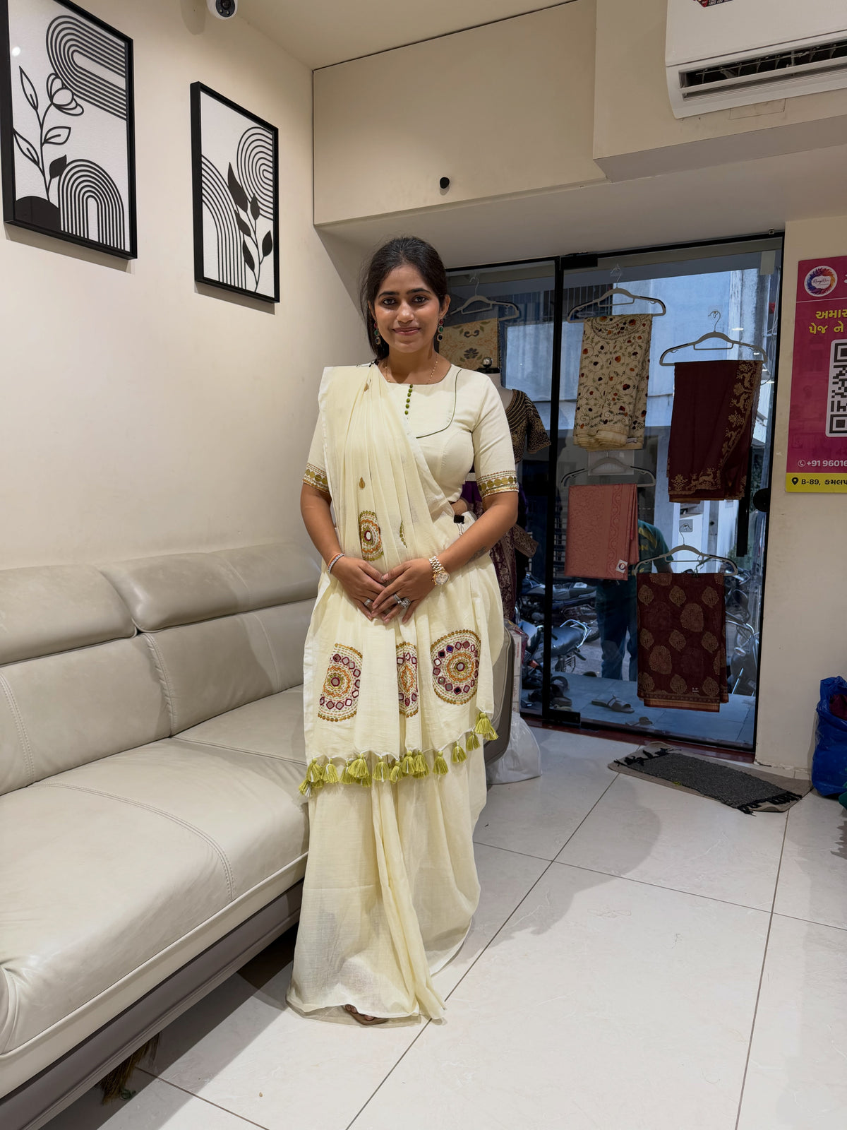 Ivory khadi cotton saree with hand stitched circular motifs and tassel edging - view 6