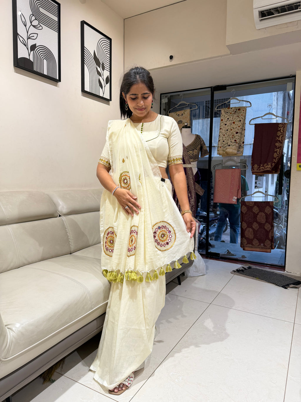 Ivory khadi cotton saree with real mirror handwork - view 2