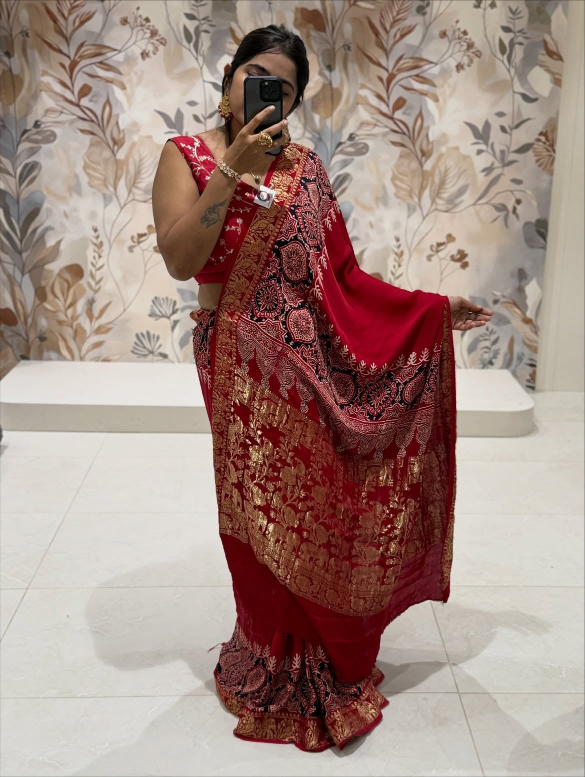 Modal Silk saree - view 17
