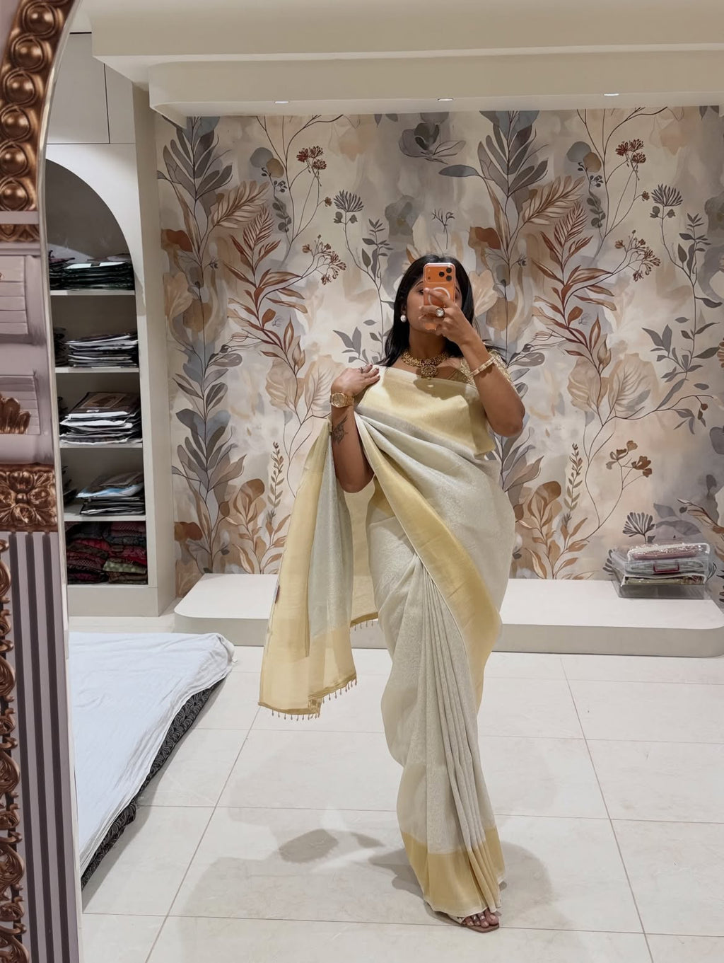 Pure Banarasi Tissue saree - view 4