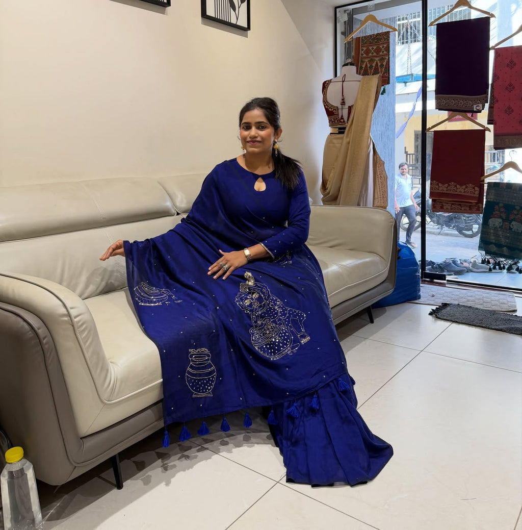 Soft shining cotton silk saree with hand stitched work - view 6
